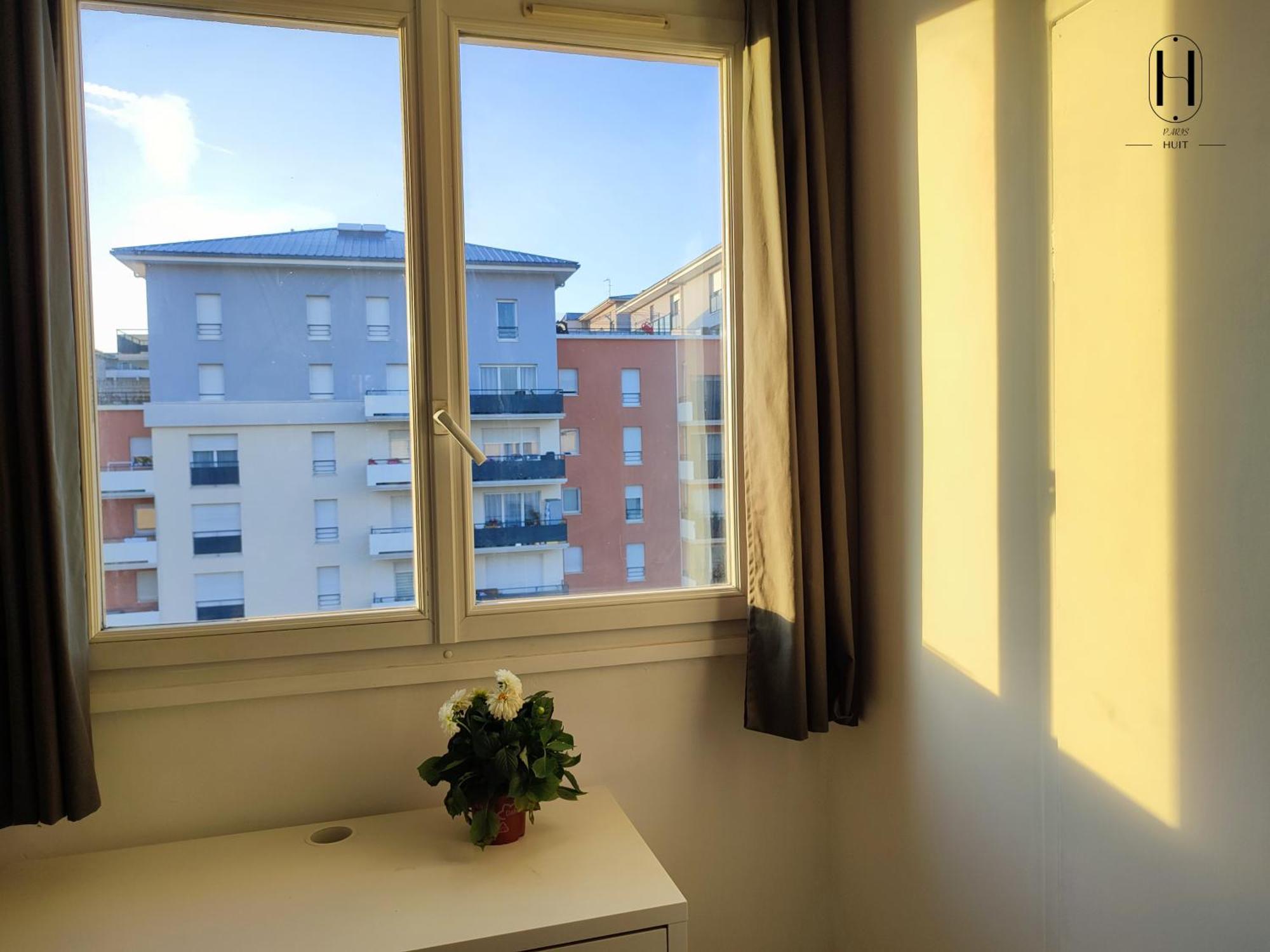 Parishuit Apartment Тие Екстериор снимка